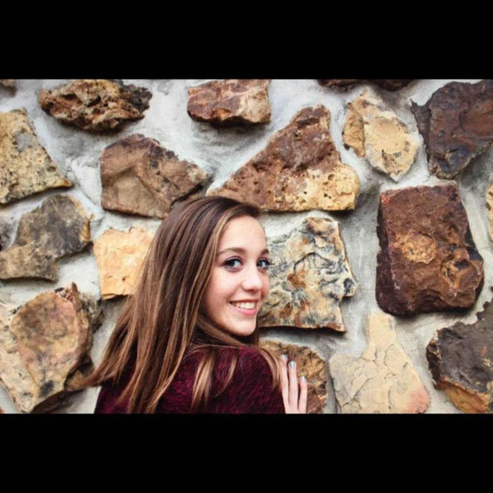 Meet your Posher, Alyssa